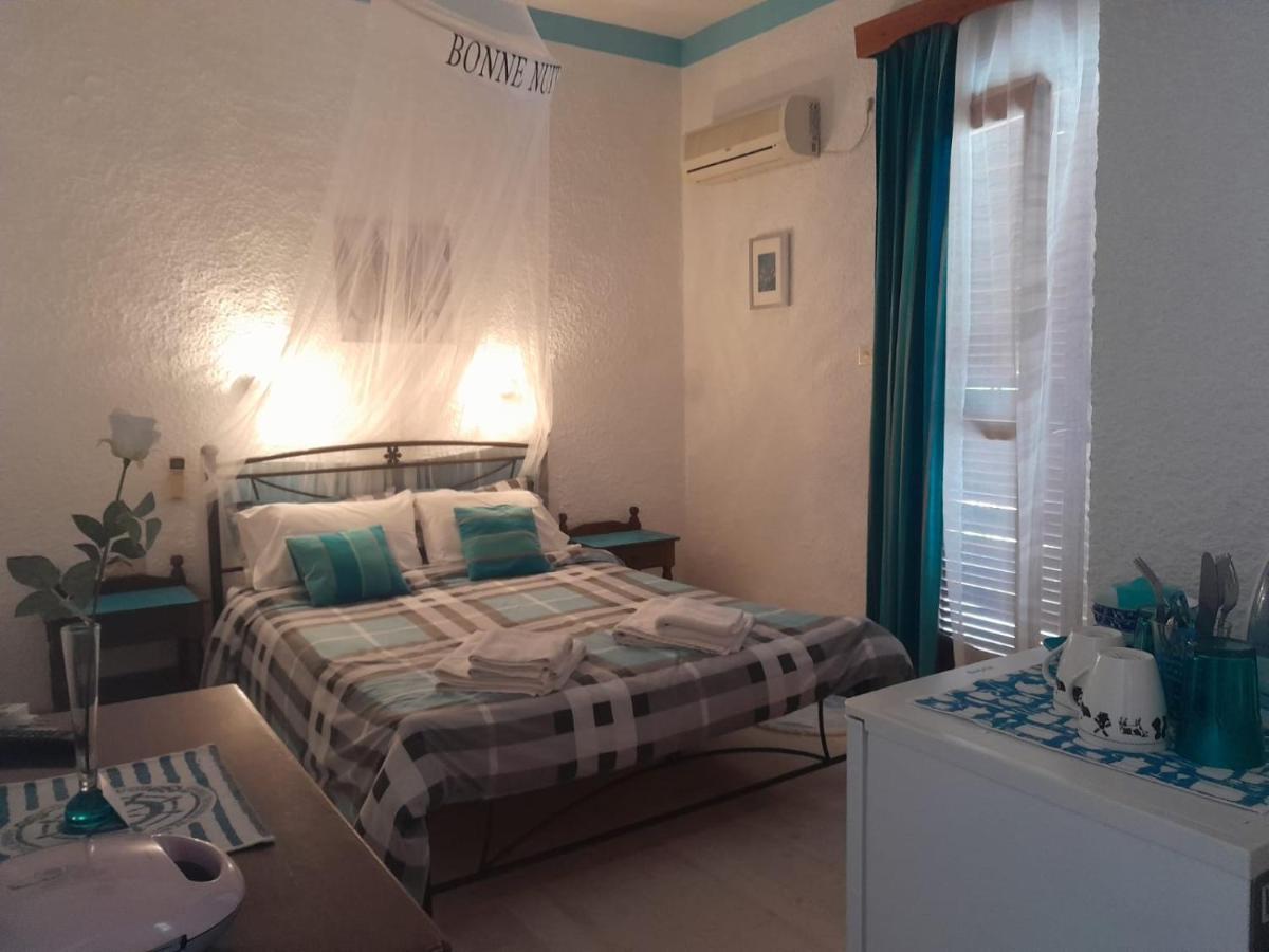 Artemis Rooms Agia Marina  Экстерьер фото