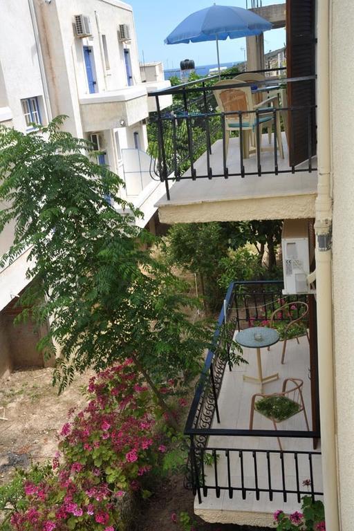 Artemis Rooms Agia Marina  Экстерьер фото