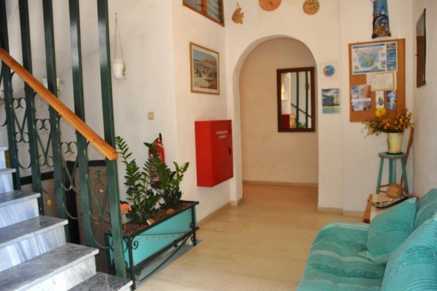 Artemis Rooms Agia Marina  Экстерьер фото