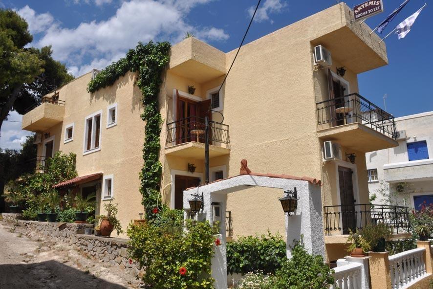 Artemis Rooms Agia Marina  Экстерьер фото